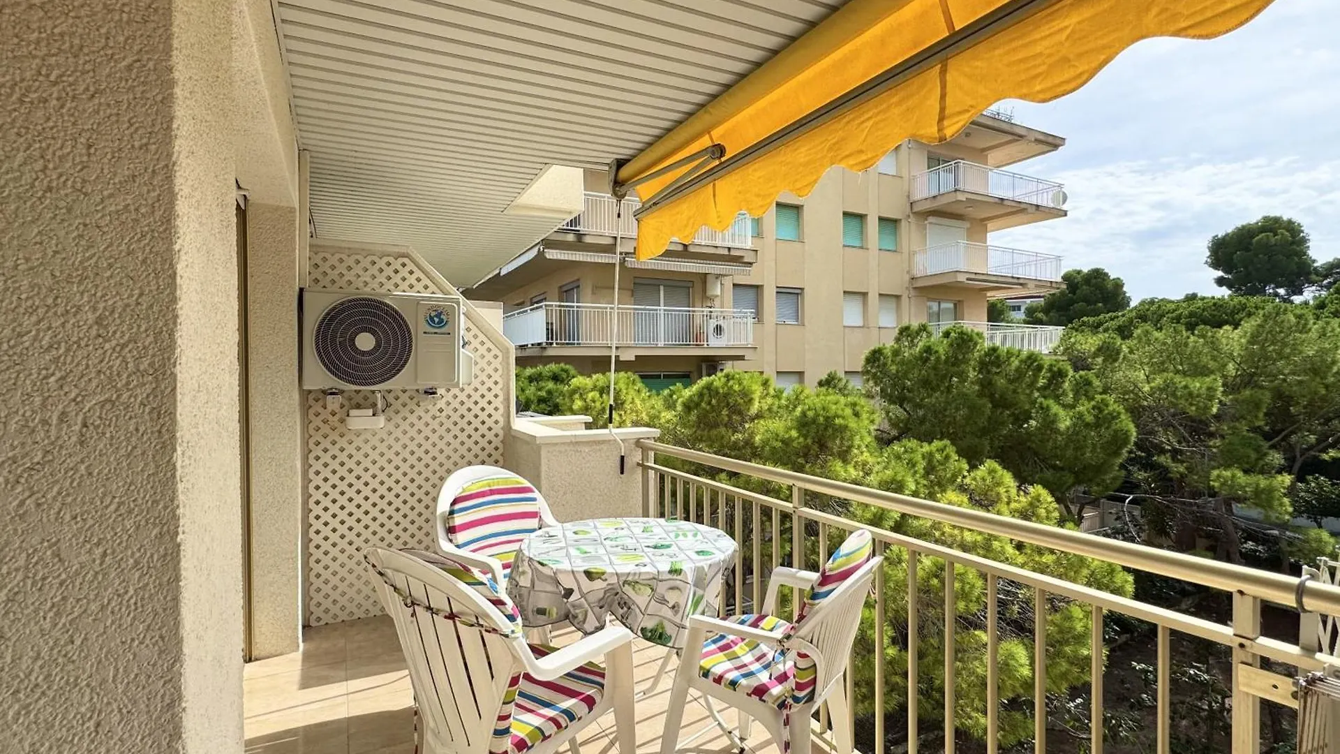 Apartamento Apartsalou Penedes España